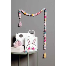 Load image into Gallery viewer, Yarn pompom set - pastels