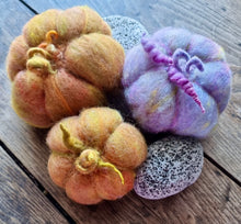 Load image into Gallery viewer, Fairy Needle Felted Pumpkin