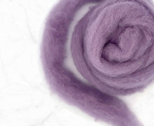 Load image into Gallery viewer, Carded Corriedale wool for felting