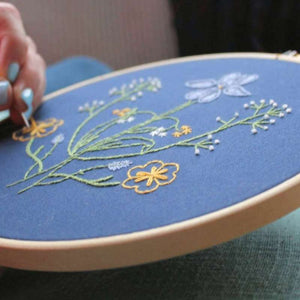 Botanicals embroidery kit