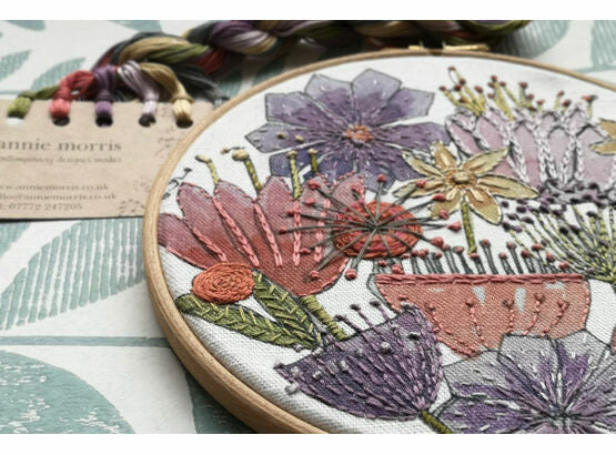 Blooms embroidery hoop kit